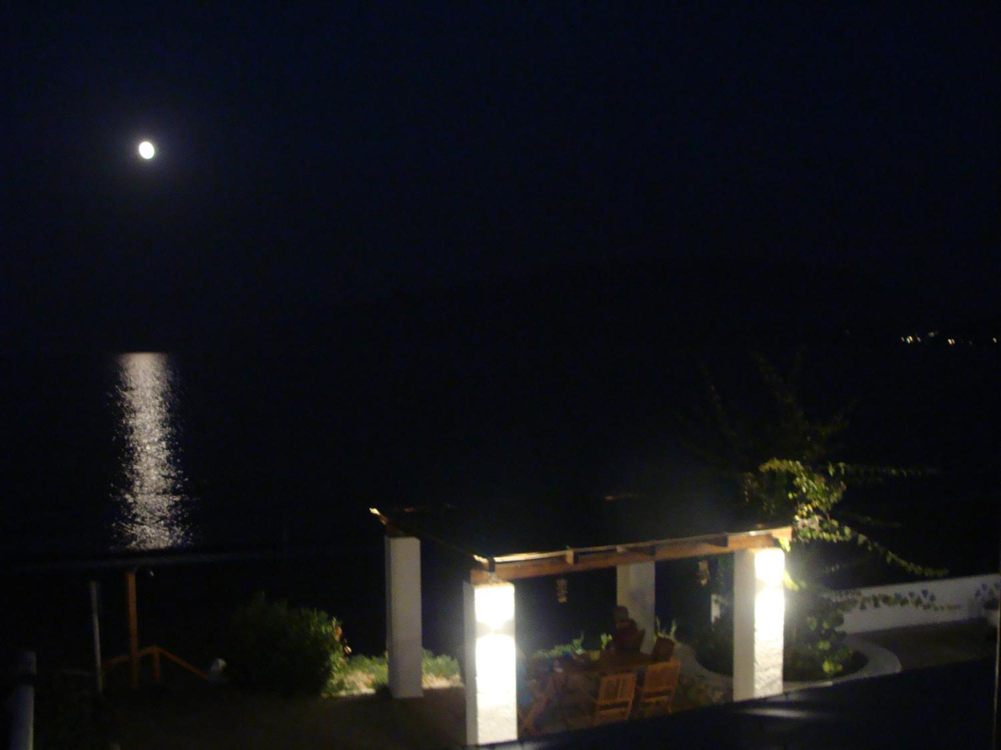 Appartement Παραθιν Αλοσ 2 à Skyros Extérieur photo
